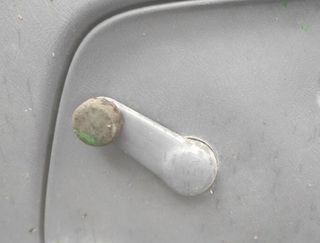 Nissan 345228 guantera pickup (d22)