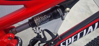 Bicicleta Specialized 26' Roja y Negra