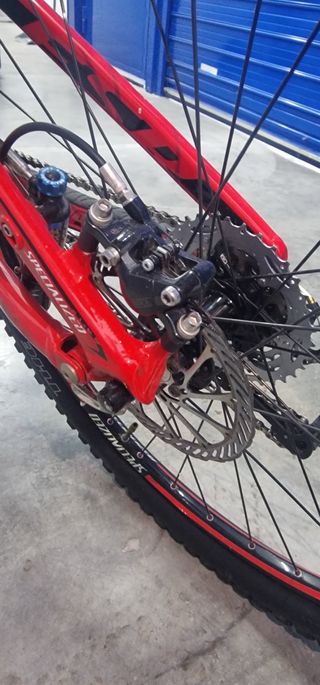 Bicicleta Specialized 26' Roja y Negra