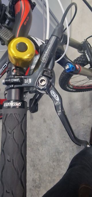 Bicicleta Specialized 26' Roja y Negra