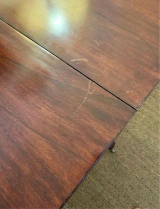 Mesa estilo ingles madera maciza con alas.