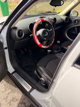 MINI Countryman 2011