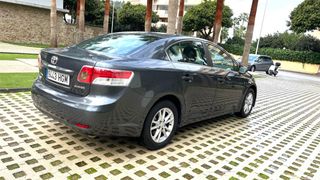 Toyota Avensis 2.0 D4D de 2011 con 120.000km