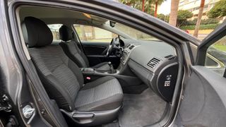 Toyota Avensis 2.0 D4D de 2011 con 120.000km