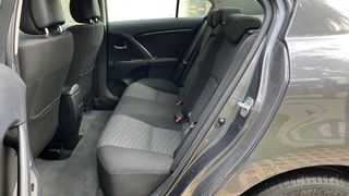 Toyota Avensis 2.0 D4D de 2011 con 120.000km