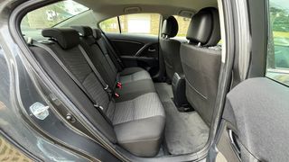 Toyota Avensis 2.0 D4D de 2011 con 120.000km