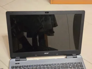 Acer Aspire E5 -571G-340W Notebook