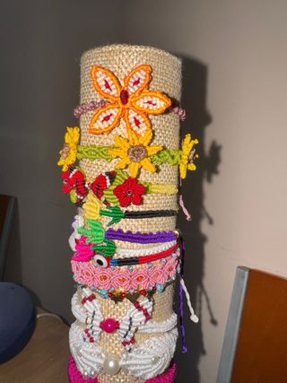 Pulseras artesanales de hilo. Hermosas