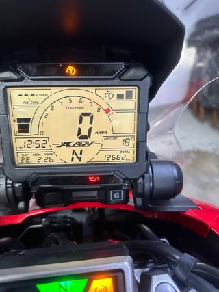 Honda X-adv Roja con 12500 kms.  Año 2020