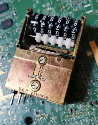 NOS Antiguo contador alemán munición rifle blaster