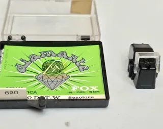 Capaula Aguja Tocadiscos Sonotone Fox Diamante 620
