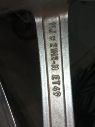 Llanta Mercedes 21 pulgadas