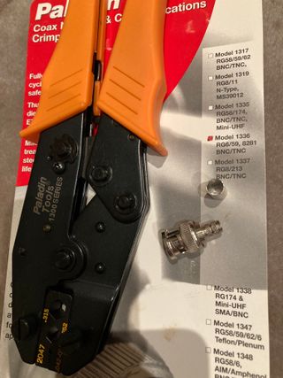 Paladin Coax Crimp Tool y Pelacables RG58,59