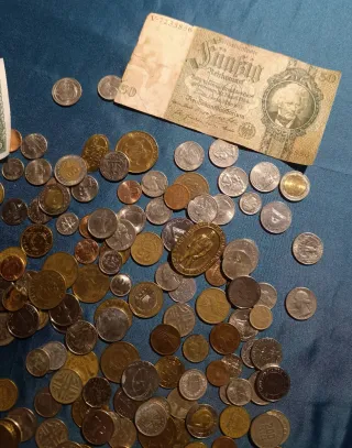 Grande Lotto Monete Estere Vintage + Banconote