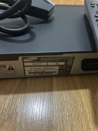 Reproductor DVD Samsung DVD-P171 con mando