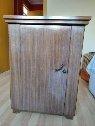 Máquina de coser Alfa antigua