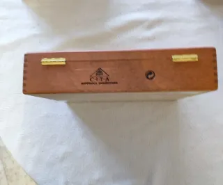 Caja vacía La Fama de 20 puros cristal