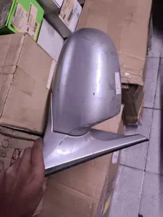 Espejo Derecho Hyundai Accent 2000