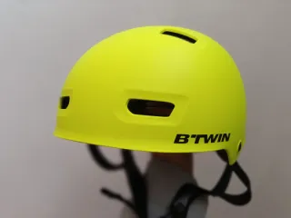 Casco Btwin niño