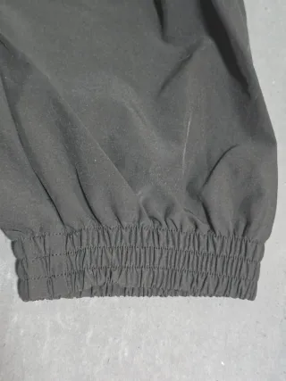 Pantalón Jordan Negro Talla 13-15 Años