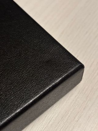 Portacarte Prada nero con scatola