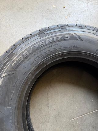 Neumático Austone 235/75R17.5