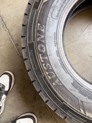 Neumático Austone 235/75R17.5