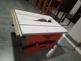 Sierra Circular de mesa STAR TOOLS 1600W