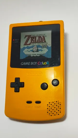 Console Game Boy Color gialla