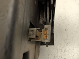 GUANTERA SKODA OCTAVIA BERLINA (1U2) AXR 1U185710