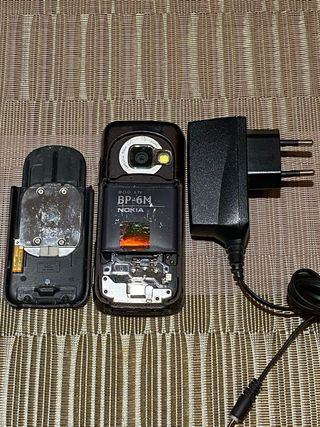 Nokia N73 Argento e Arancione