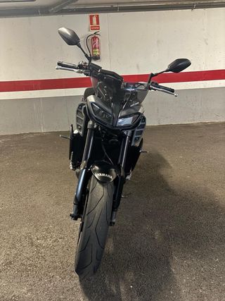 Yamaha MT09 Negra