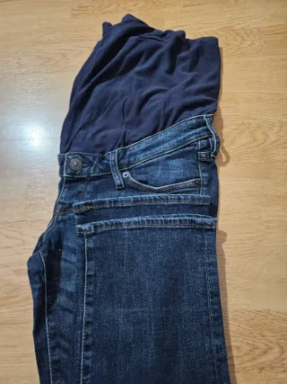 Ropa premamá: Jeans y camisetas y camisón