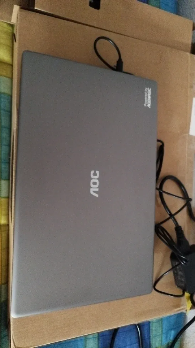 Portátil AOC Ryzen 7, 32GB RAM 1TB m2 NVME afbeelding 3