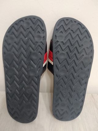 Chanclas Mayoral Talla 35 Azul y Rojo