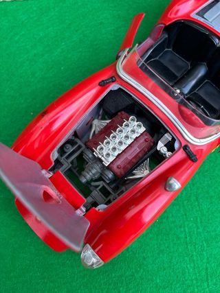 Ferrari 250 Testa Rossa 1957 – Bburago – 1:18