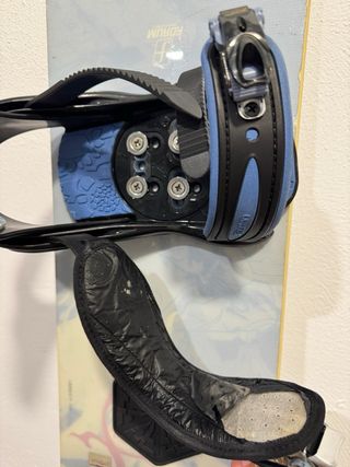 Tabla Snowboard Forum 149cm con Fijaciones Burton