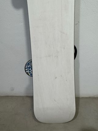 Tabla Snowboard Forum 149cm con Fijaciones Burton