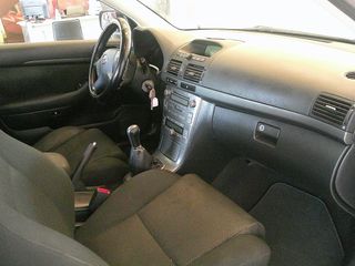 Toyota Avensis 2005