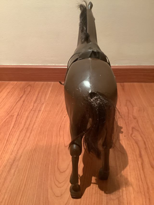 Caballo Original Geyperman con Silla de Montar