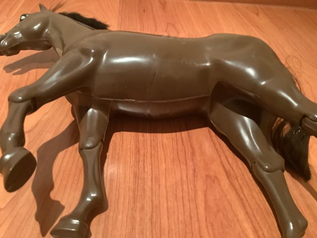 Caballo Original Geyperman con Silla de Montar