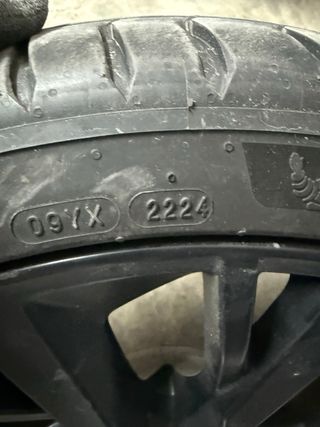 4 Neumáticos Michelin Pilot Sport 5 225/40/18