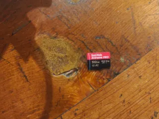 Lenovo Legion Go 2TB + 500GB + Cargador 120W