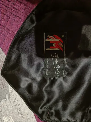 Chaleco de cuero elegante