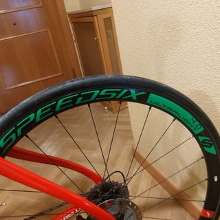 Pinarello GAN Disco Ultegra + Ruedas Carbono