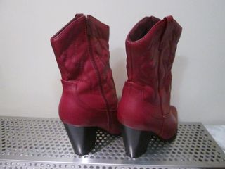 BOTINES CAMPEROS COLOR BURDEOS Nº 39/40 SHEIN