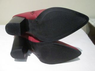 BOTINES CAMPEROS COLOR BURDEOS Nº 39/40 SHEIN