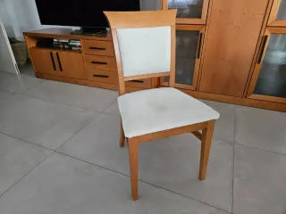 Mesa y 6 sillas madera cerezo