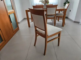 Mesa y 6 sillas madera cerezo