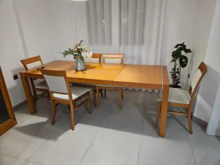 Mesa y 6 sillas madera cerezo